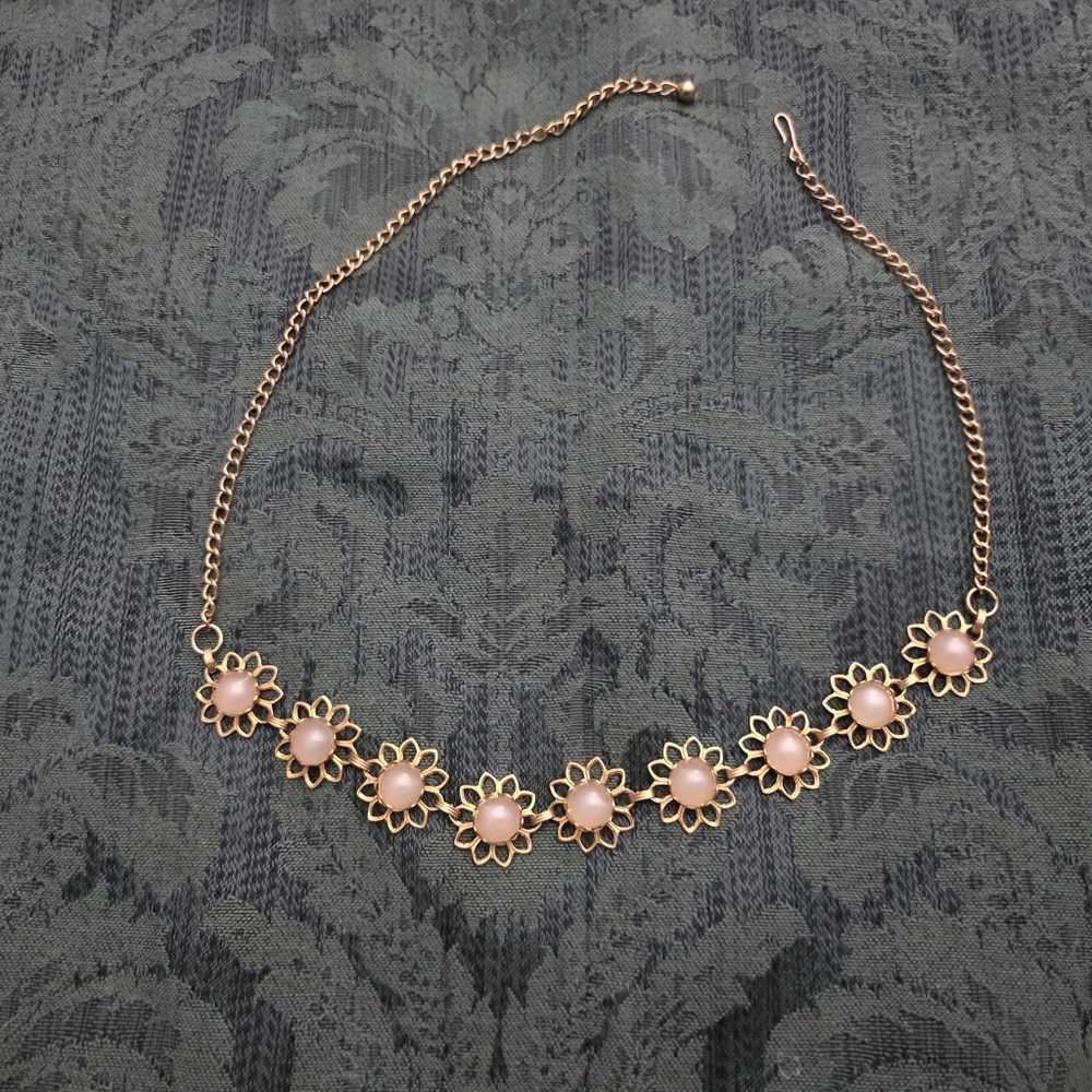 Vintage Gold Tone Necklace